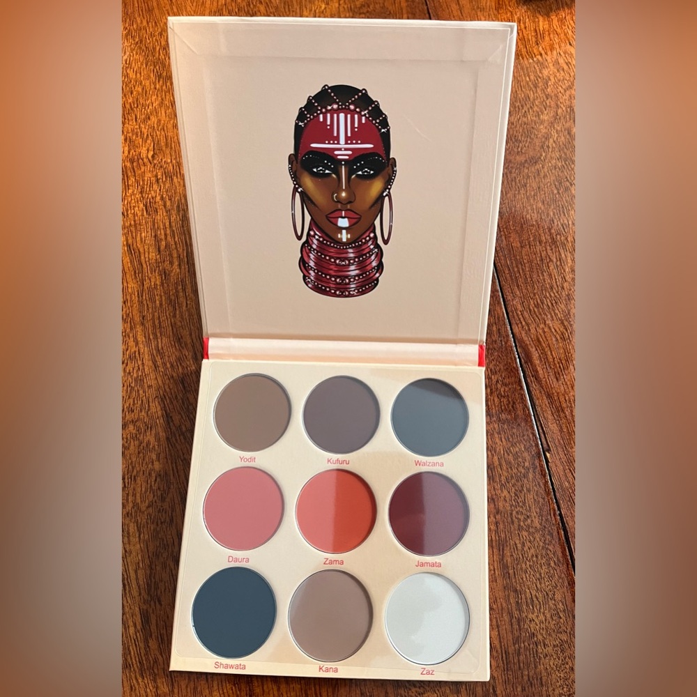 NWOT The Warriors II Eye Shadow Pallette by Juvia’s (MBCS Box 2)